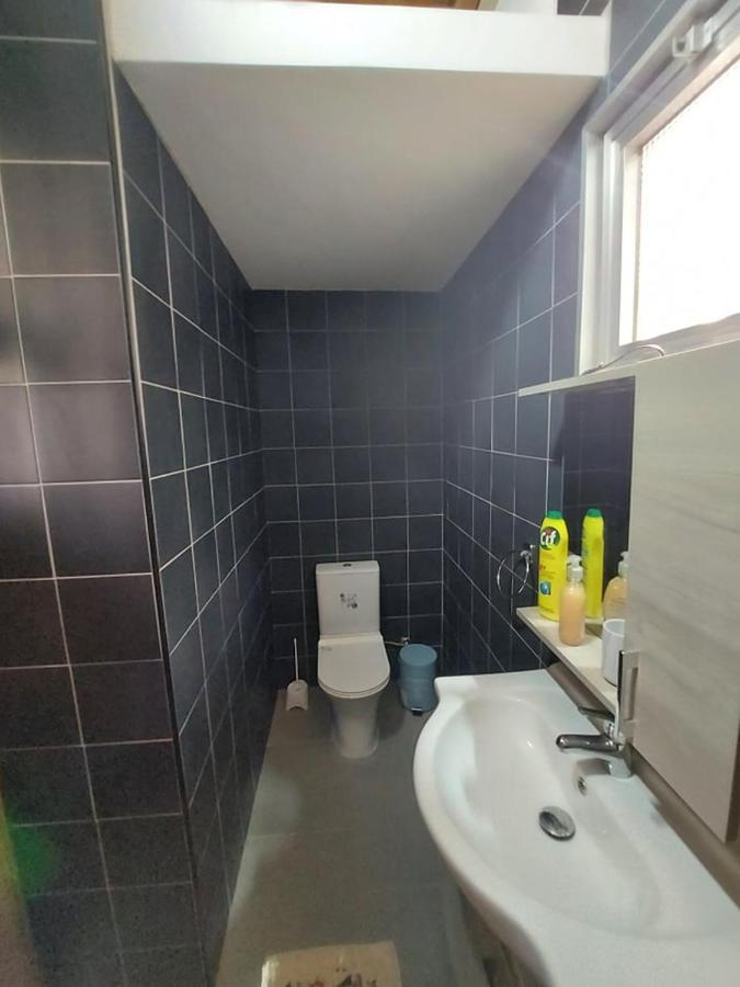 Anna Guesthouse 10 Min Walk From The Beach ลาร์นาคา ภายนอก รูปภาพ
